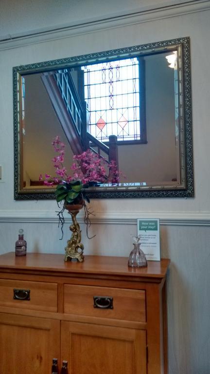 Cleave Court Guest house 3*