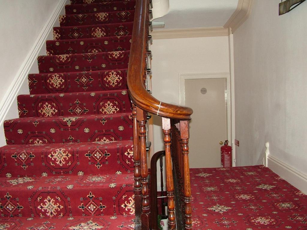 Karden House 4*