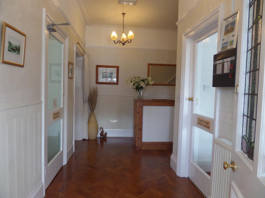 Guest house Ashdale Llandudno
