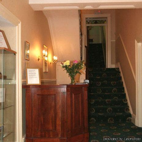 The Broadway Hotel Llandudno