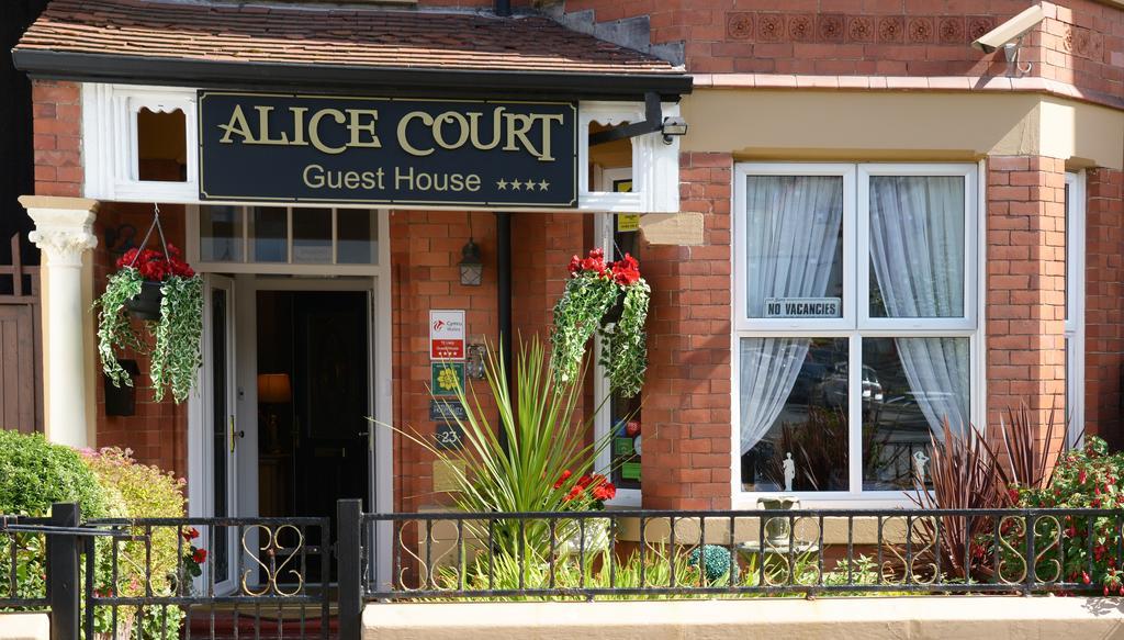 Guest house Alice Court Llandudno