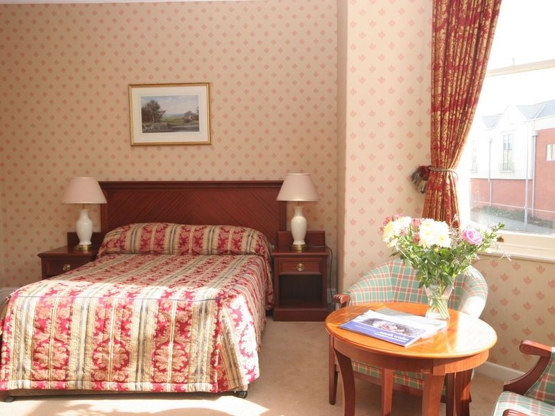 The Broadway 3* Llandudno