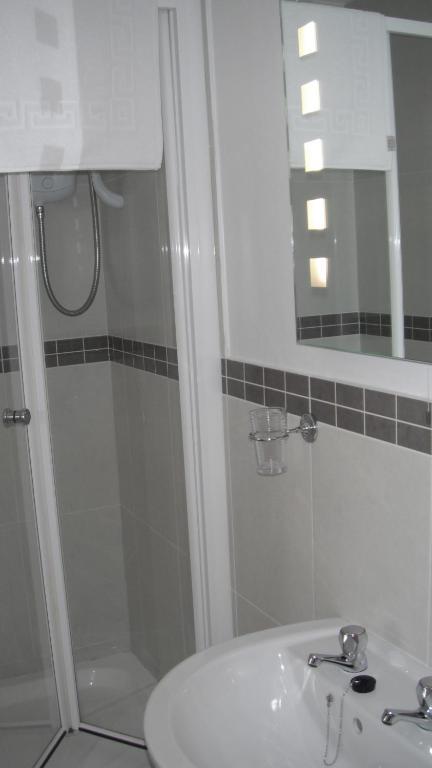 Guest house Burleigh