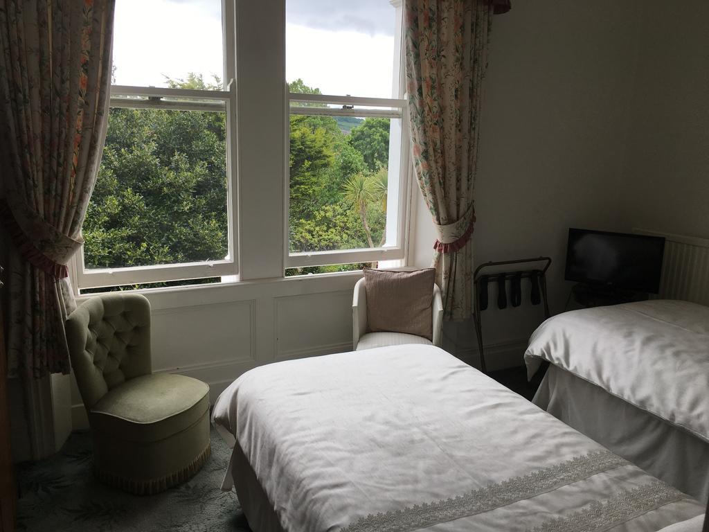Bron Orme Private 4*