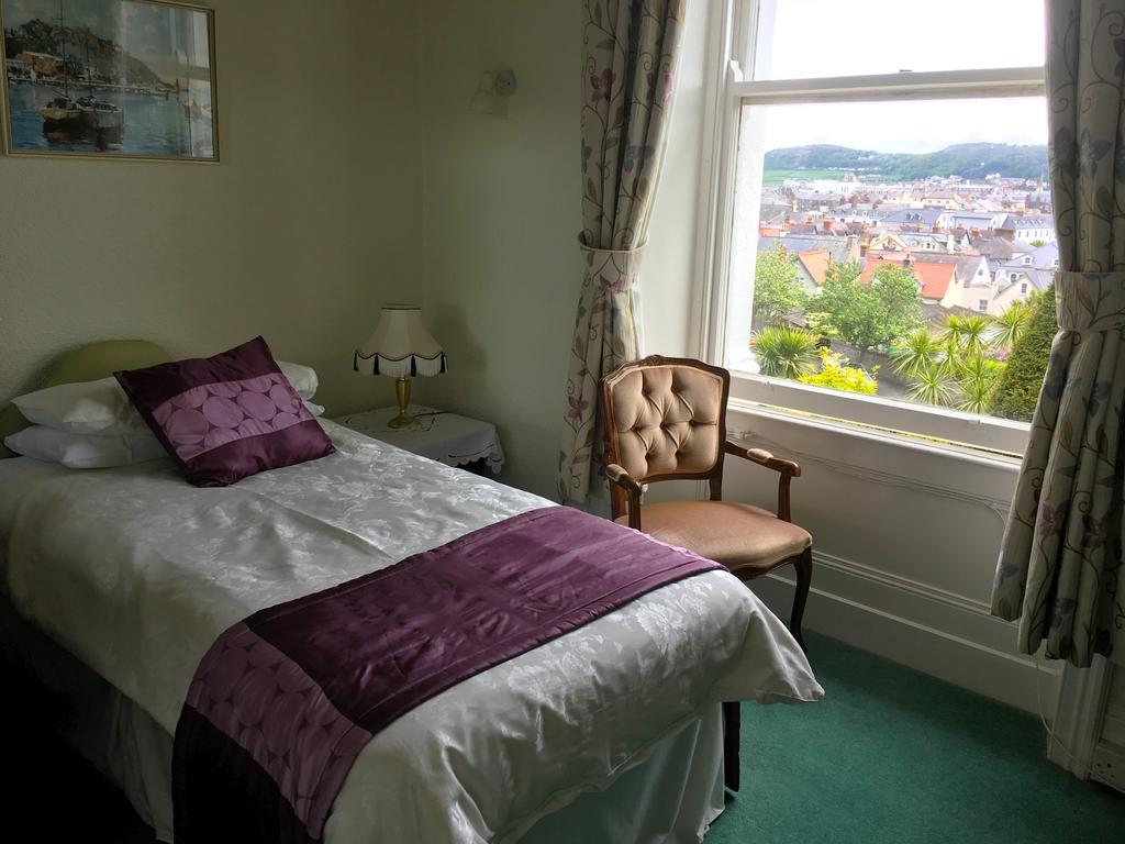 Bron Orme Private Llandudno