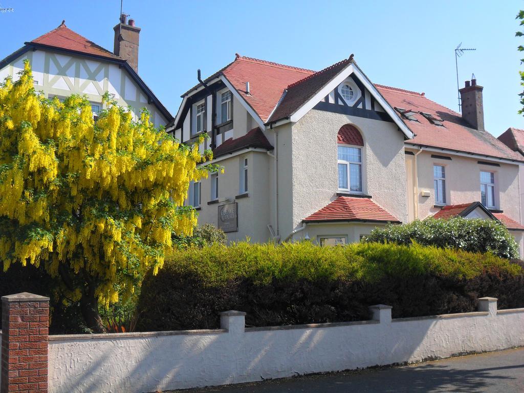 Guest house Cleave Court Llandudno