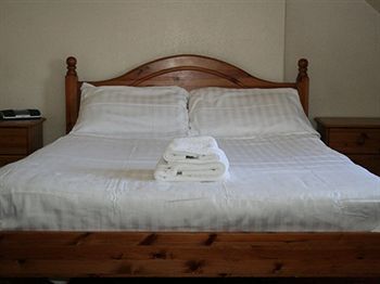 Glascoed Guest house 4*