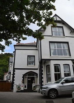 Abbey House 5* Llandudno