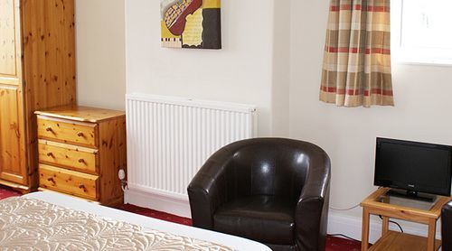 Cleave Court Guest house