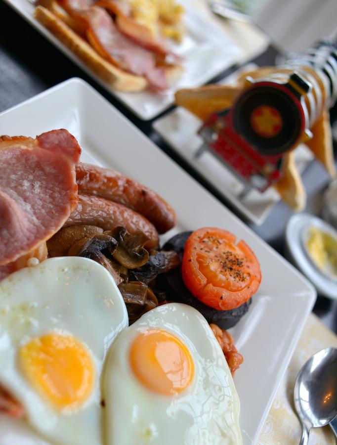 Bed & Breakfast Snooze 4*