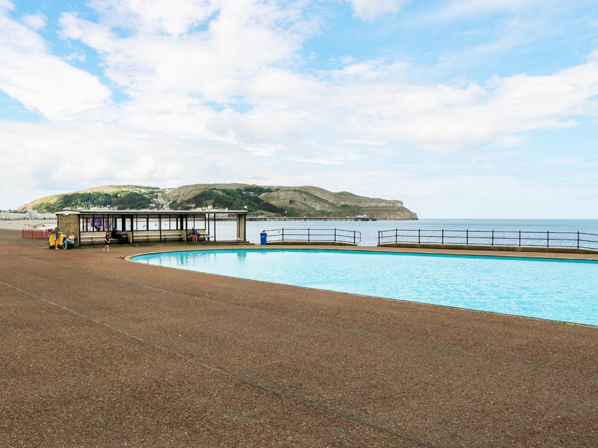 Little Orme View Apartment Llandudno