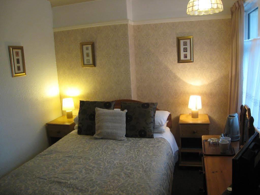 Guest house The Kenmore 3*