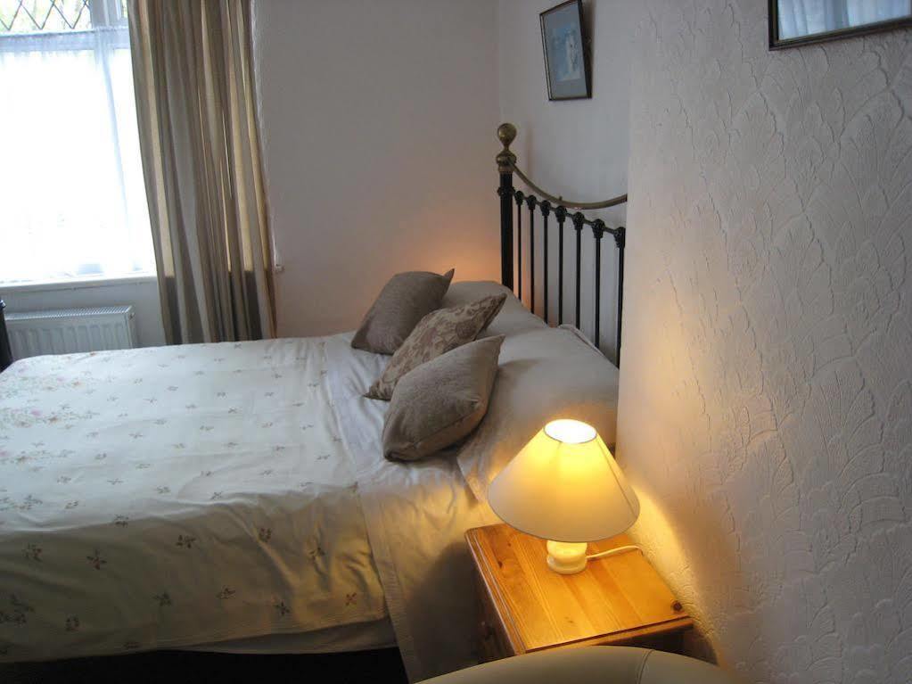 Guest house The Kenmore Llandudno
