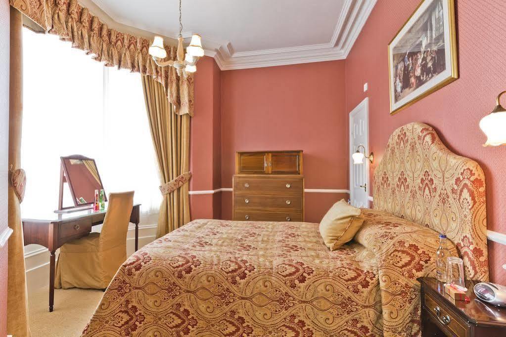 Guest house Bryn Derwen With Private Car Park 5*