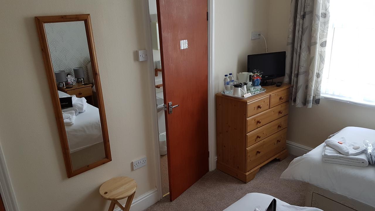 Agar House 4*