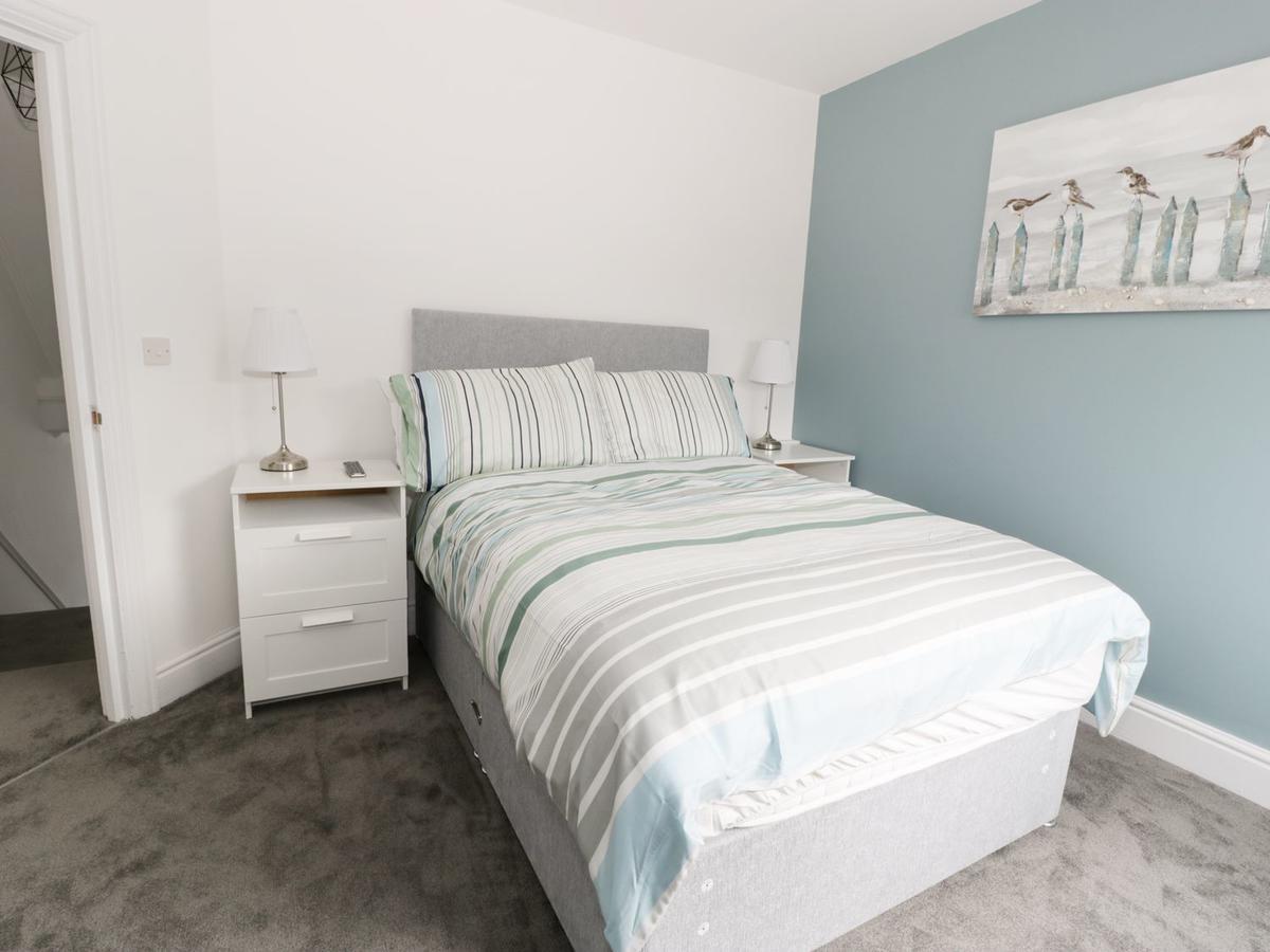51 Trinity Avenue *