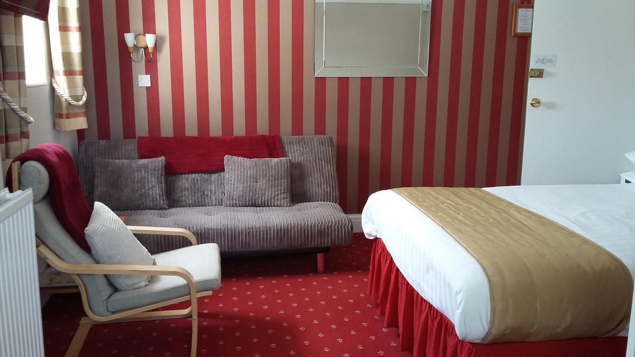 Guest house Cleave Court 3*