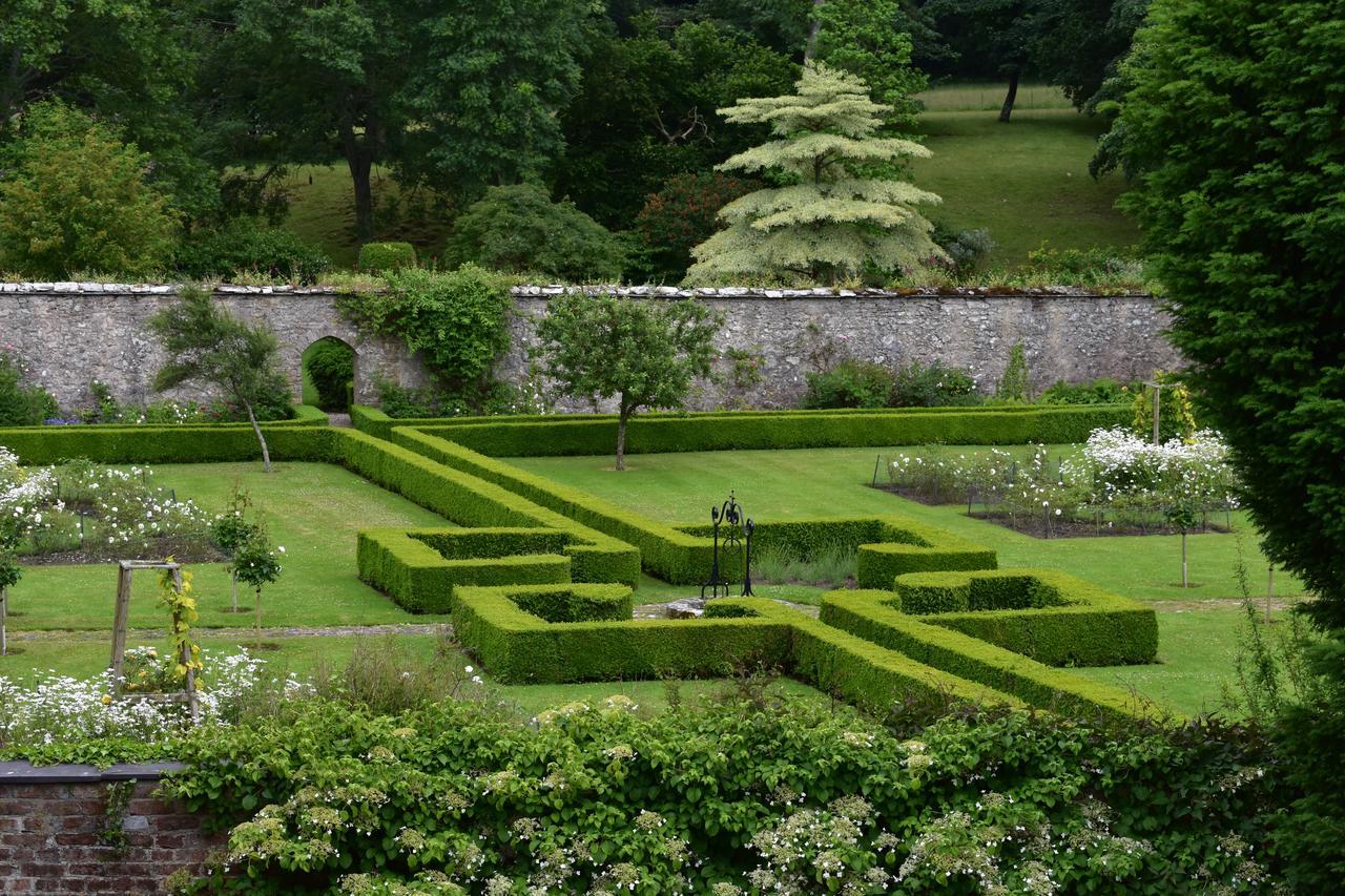 Bodysgallen Hall And 4*