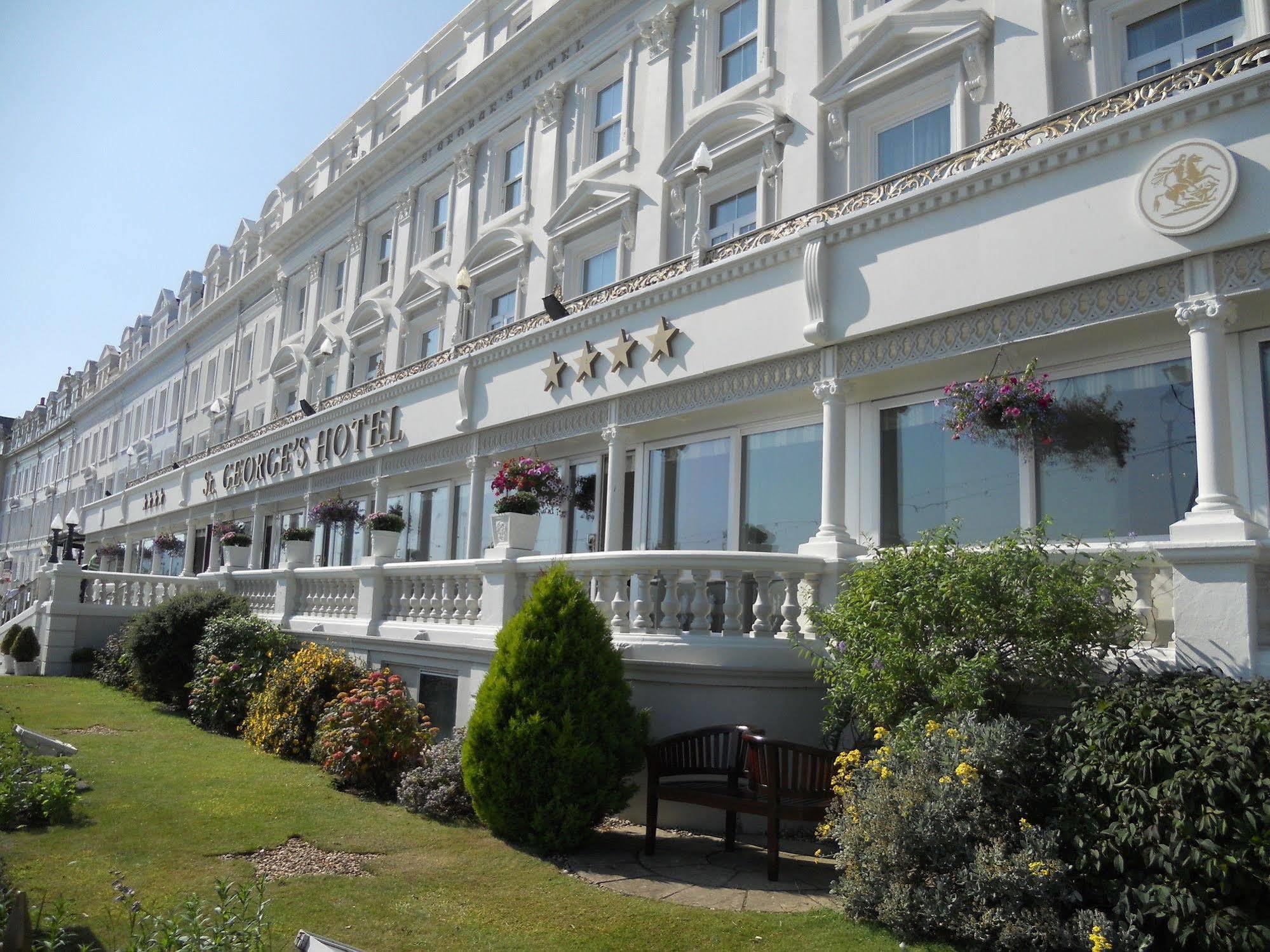 St George's - 4* Llandudno
