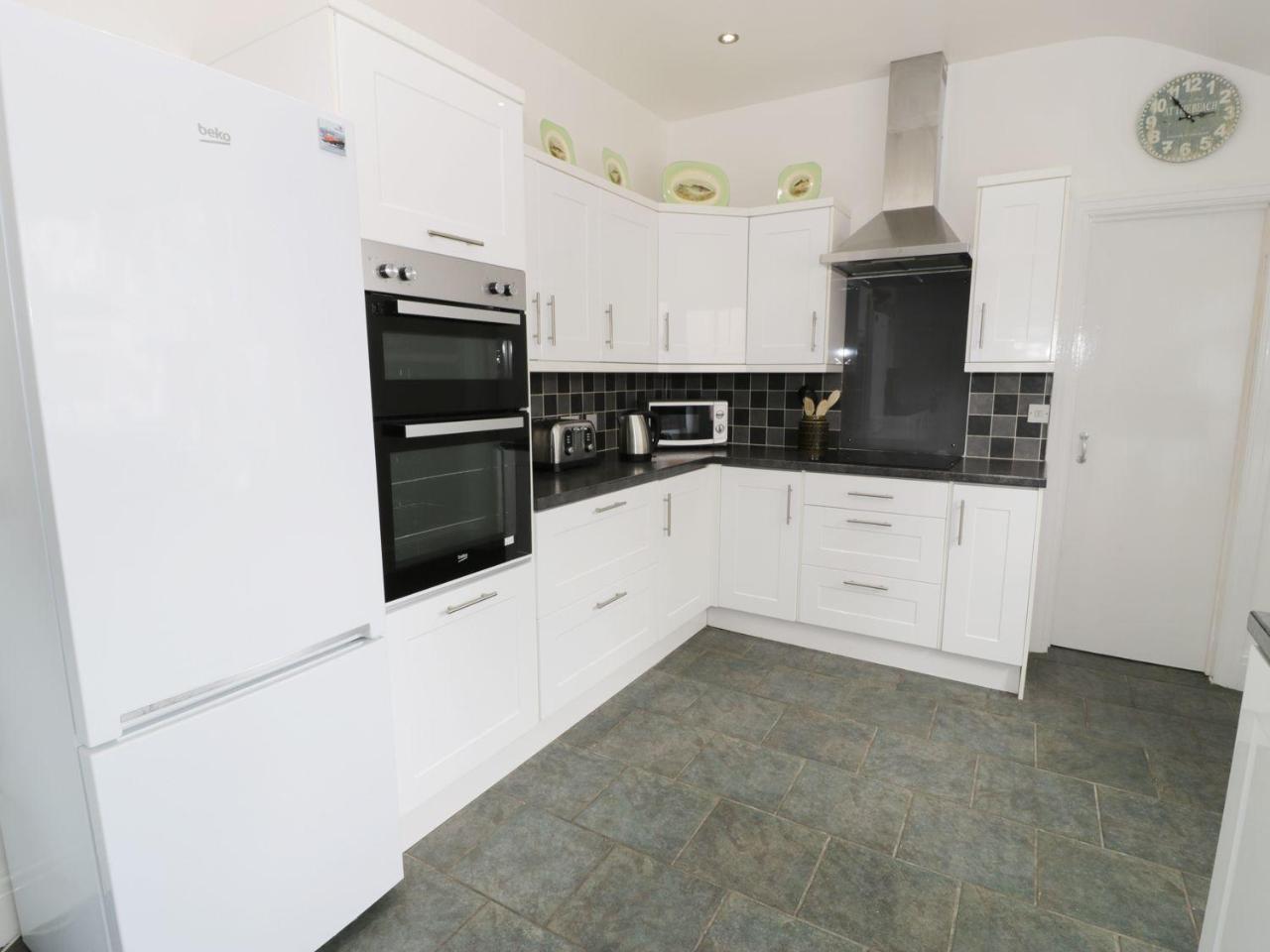 Holiday home Hafan Y Mor