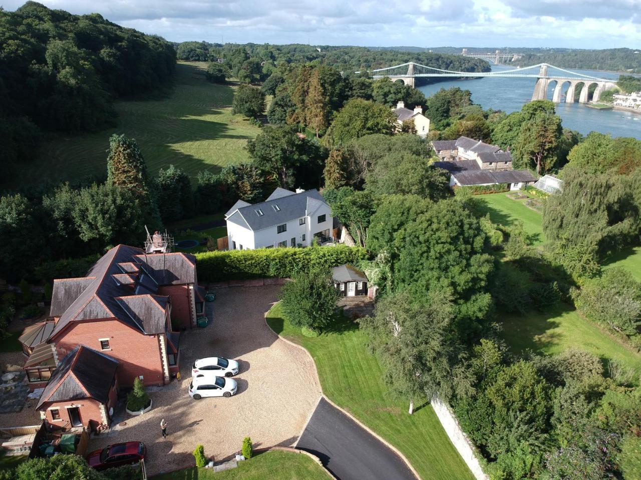 Ashbrook Bed And Breakfast Bed & Breakfast Llandudno