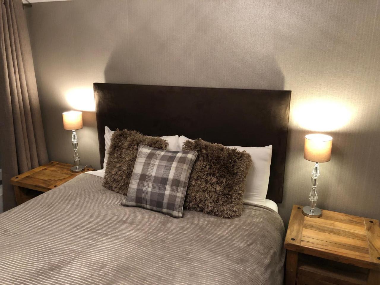 Lynton House Guest house