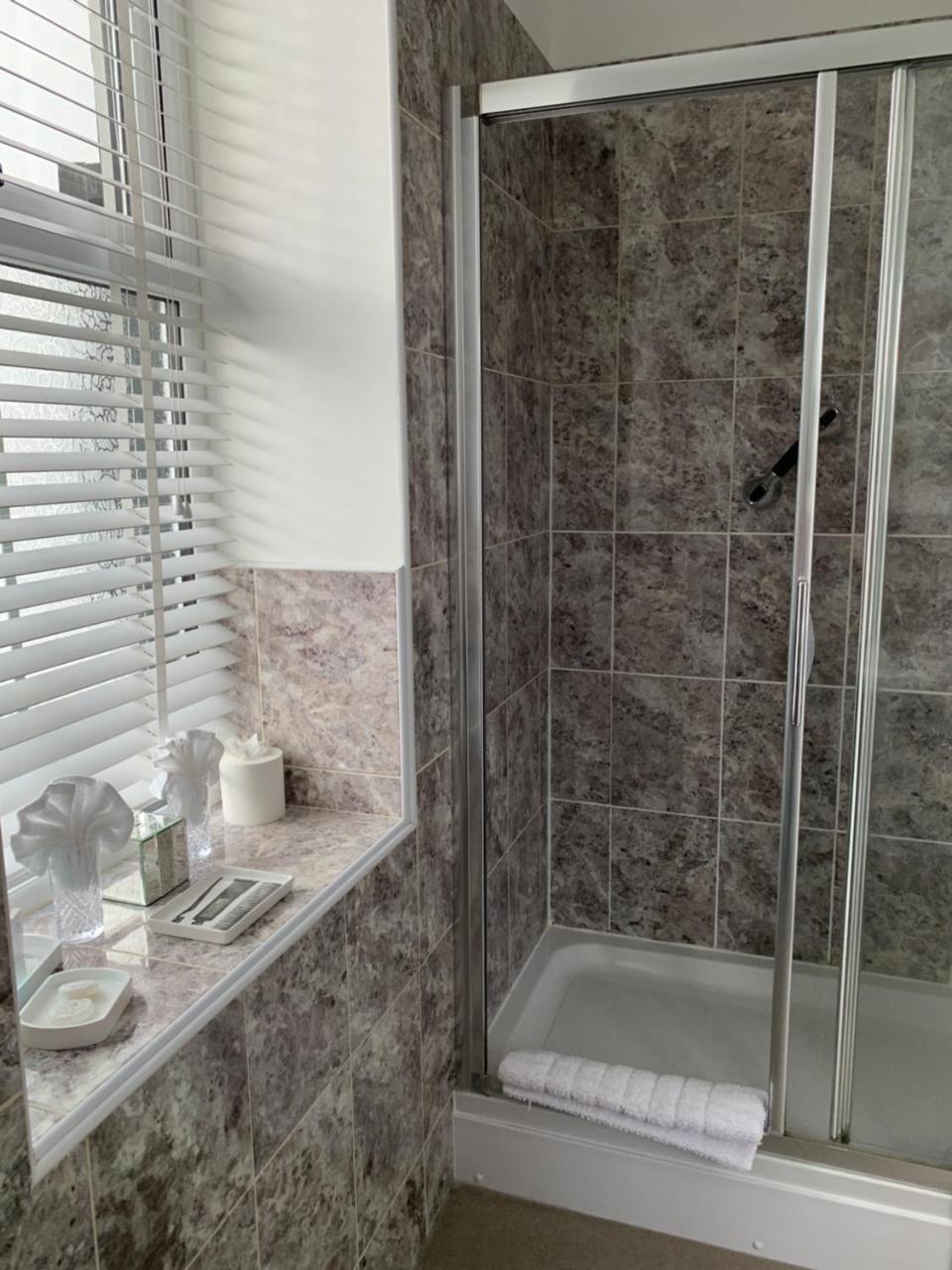 Abbey House 5* Llandudno
