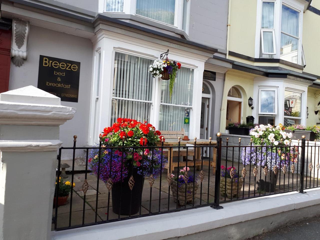 Breeze Bed & Breakfast Llandudno