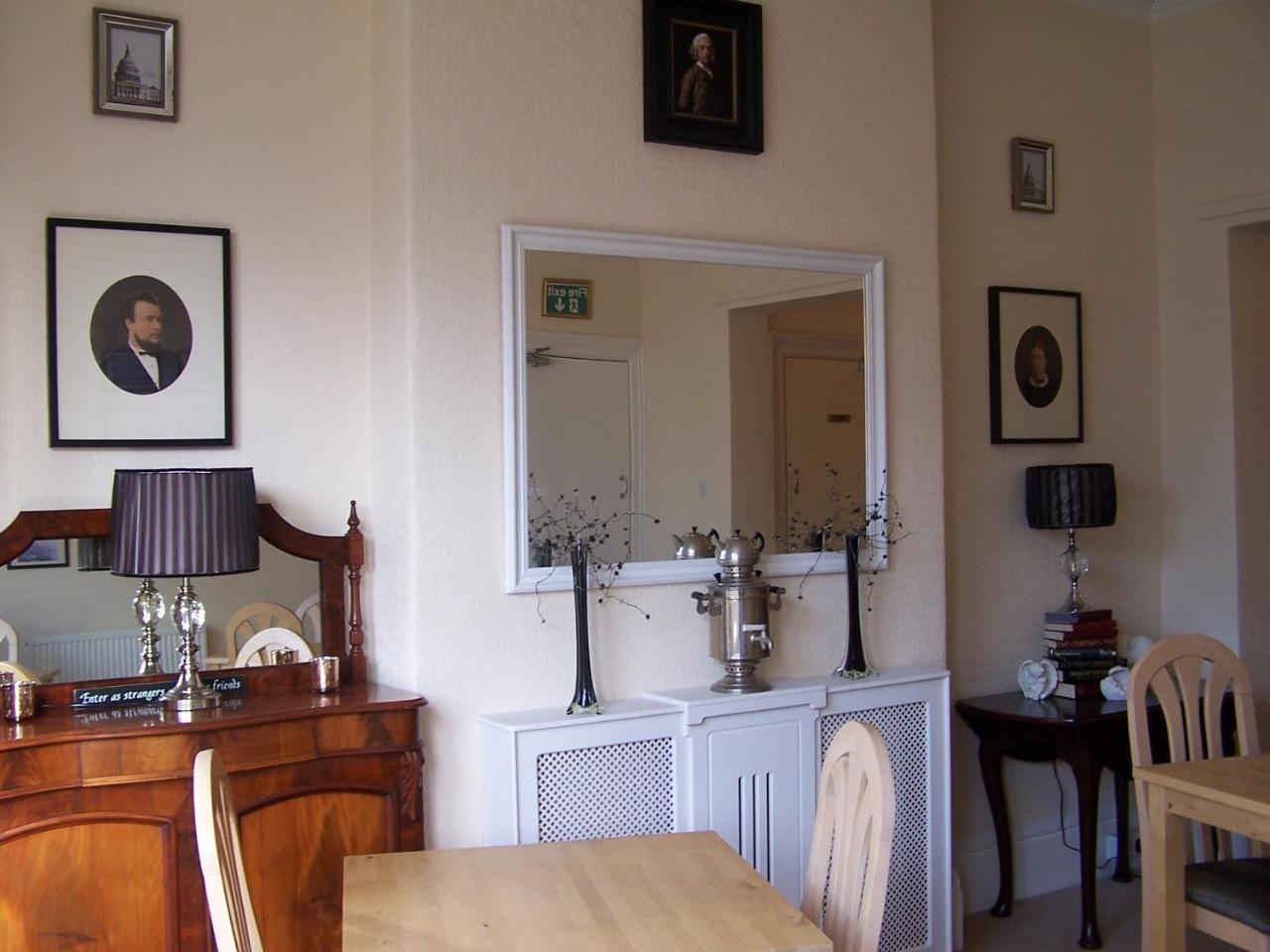 The Carmen Guesthouse (Adults Only) Guest house Llandudno