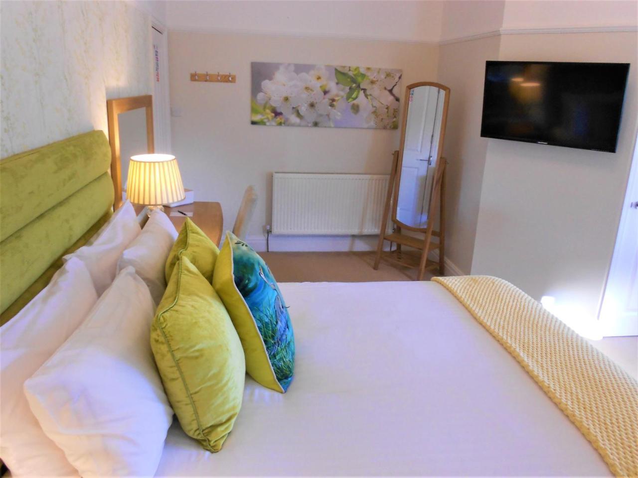 Between The Bays Exclusively For Adults Guest house 5*