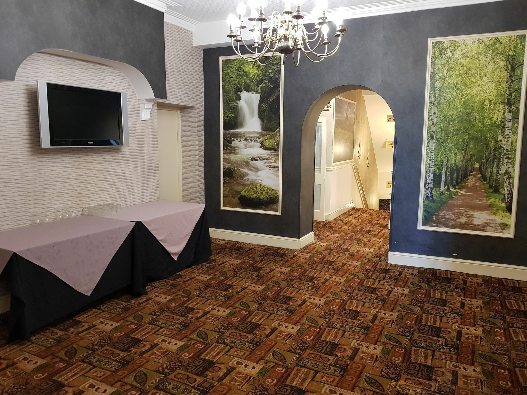 Hotel Chatsworth House 3*