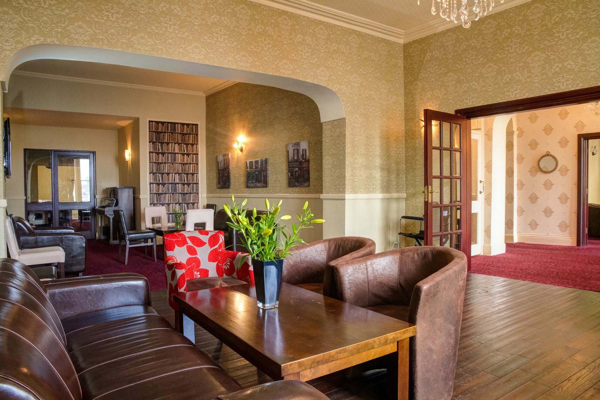 Baytree Hotel 3*