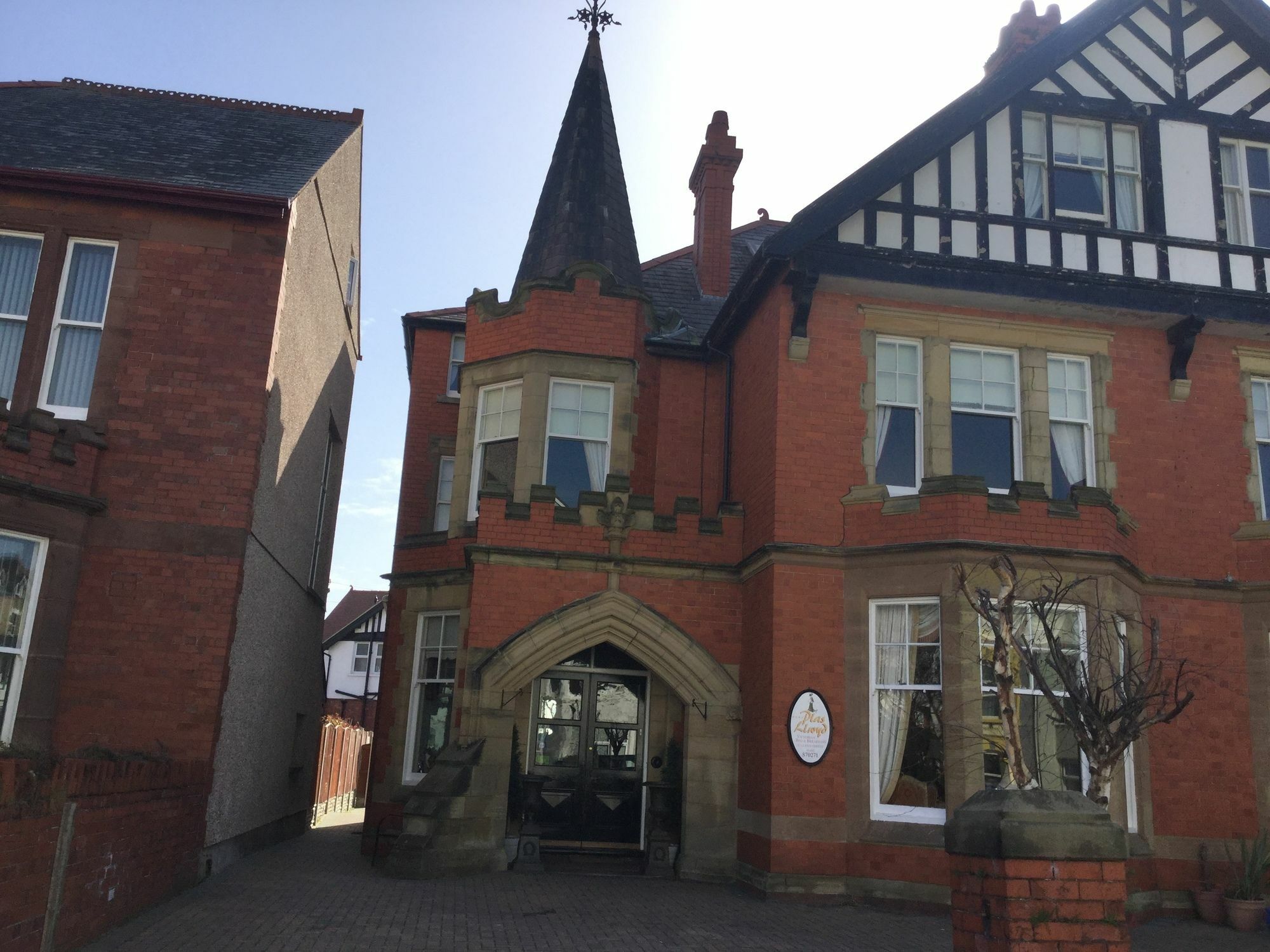 Guest house Plas Llwyd