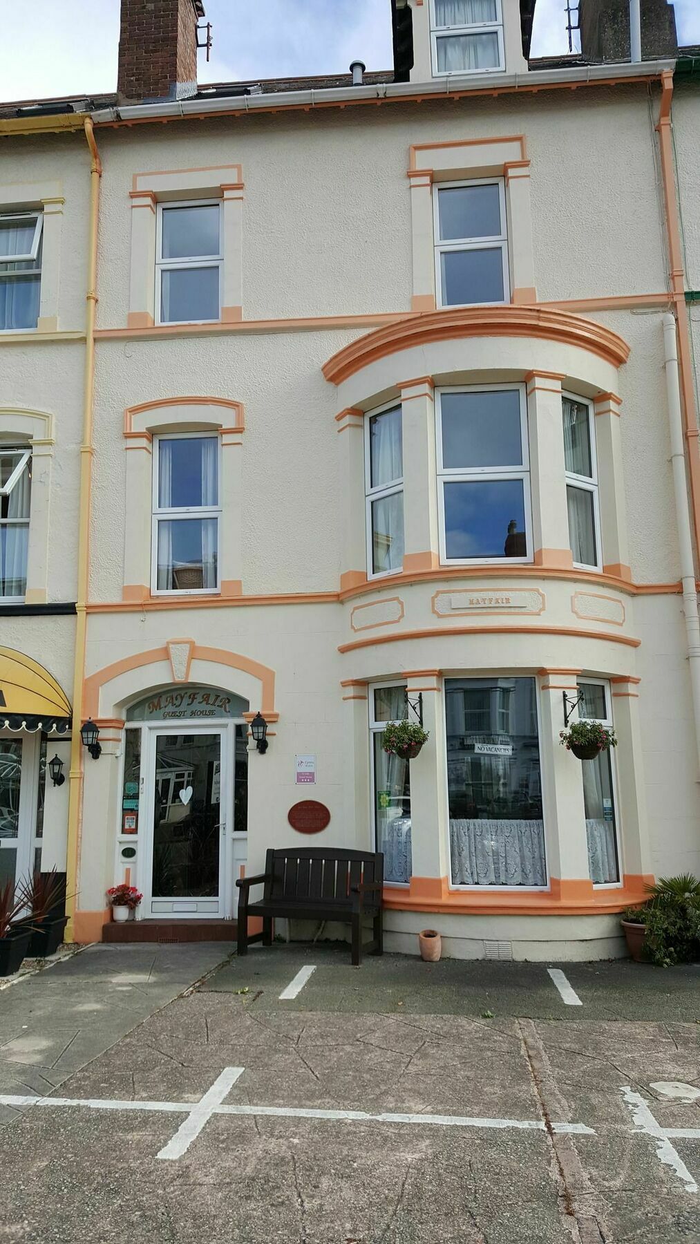 Hotel Mayfair 3*