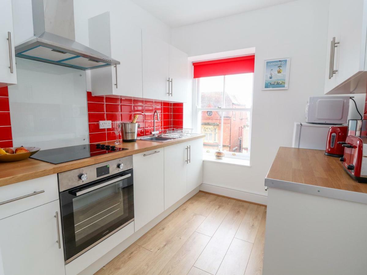Llewelyn House Apartment *