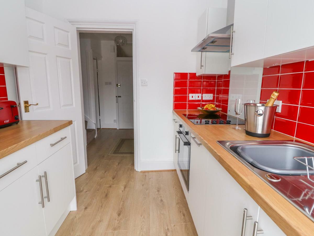 Llewelyn House Apartment *