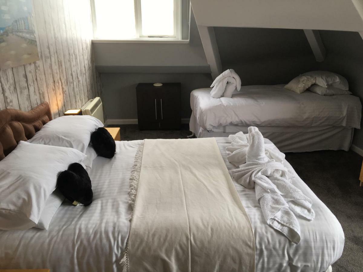 4, Cornerhouse Apartment