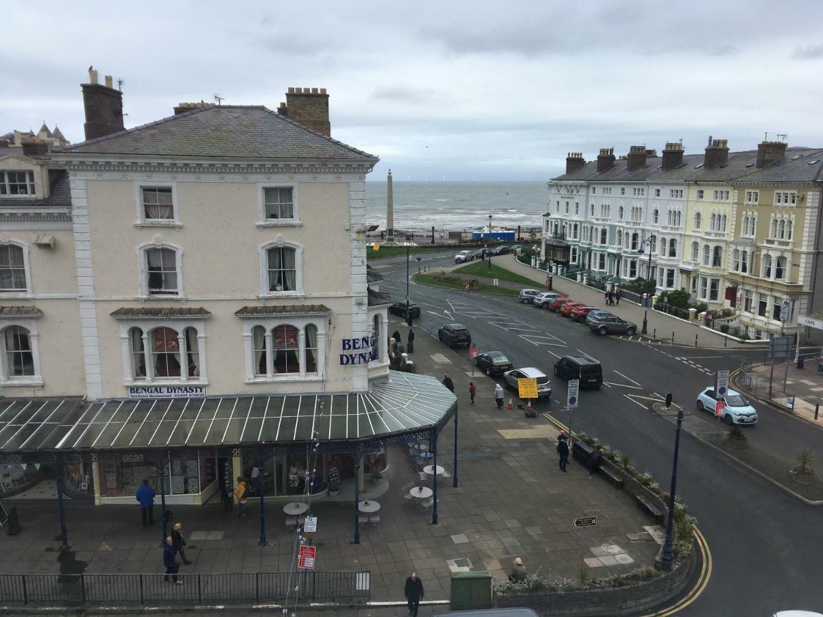 4, Cornerhouse