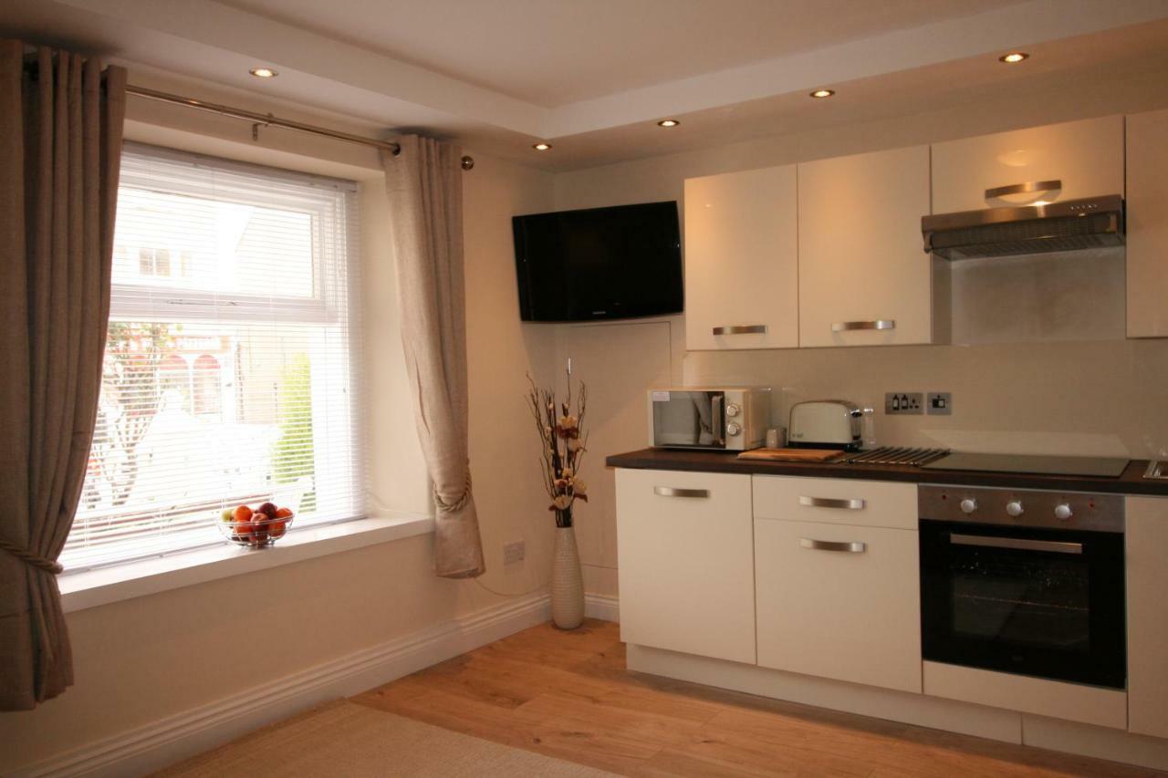 The Thomas Apartment *