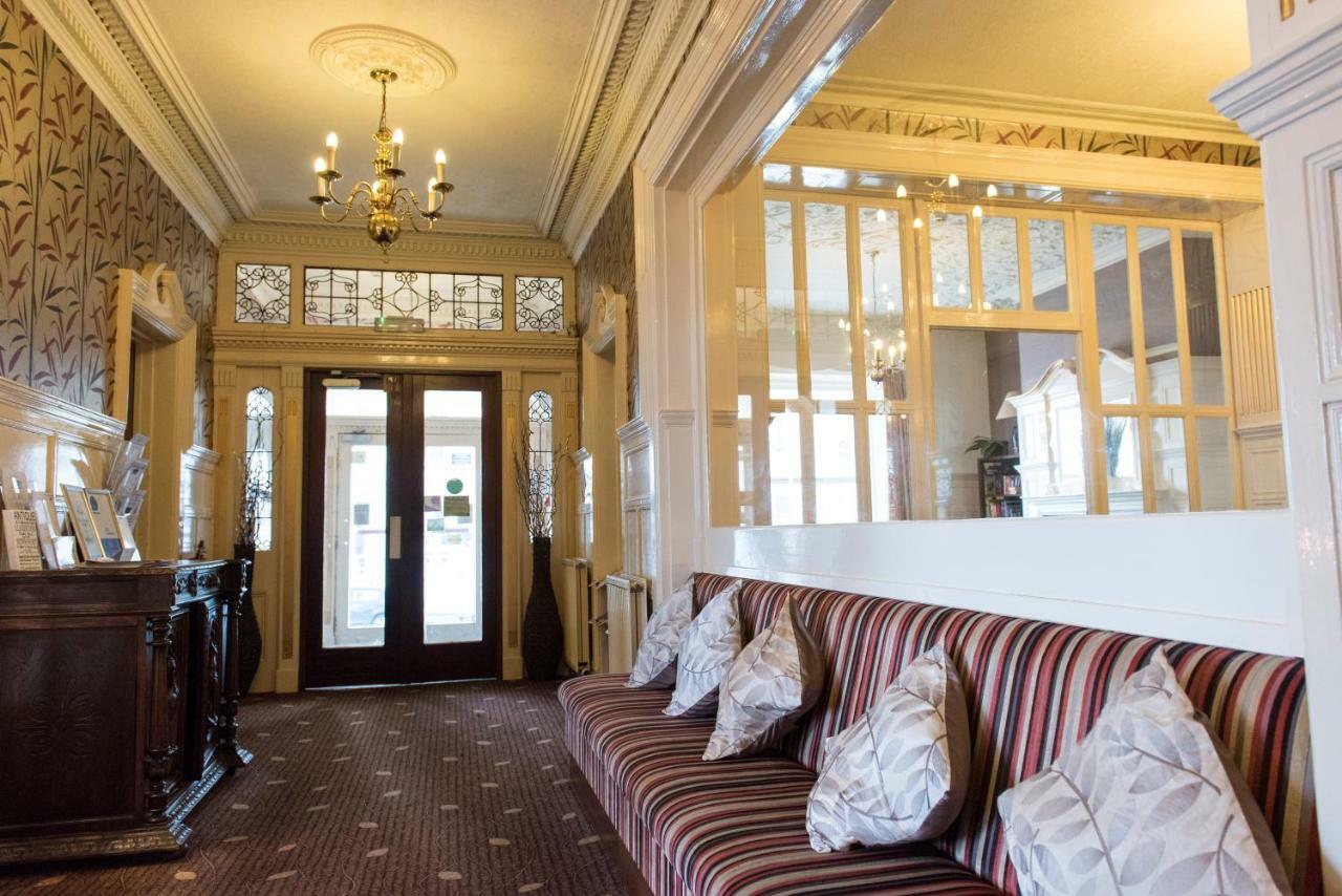 Queens Hotel