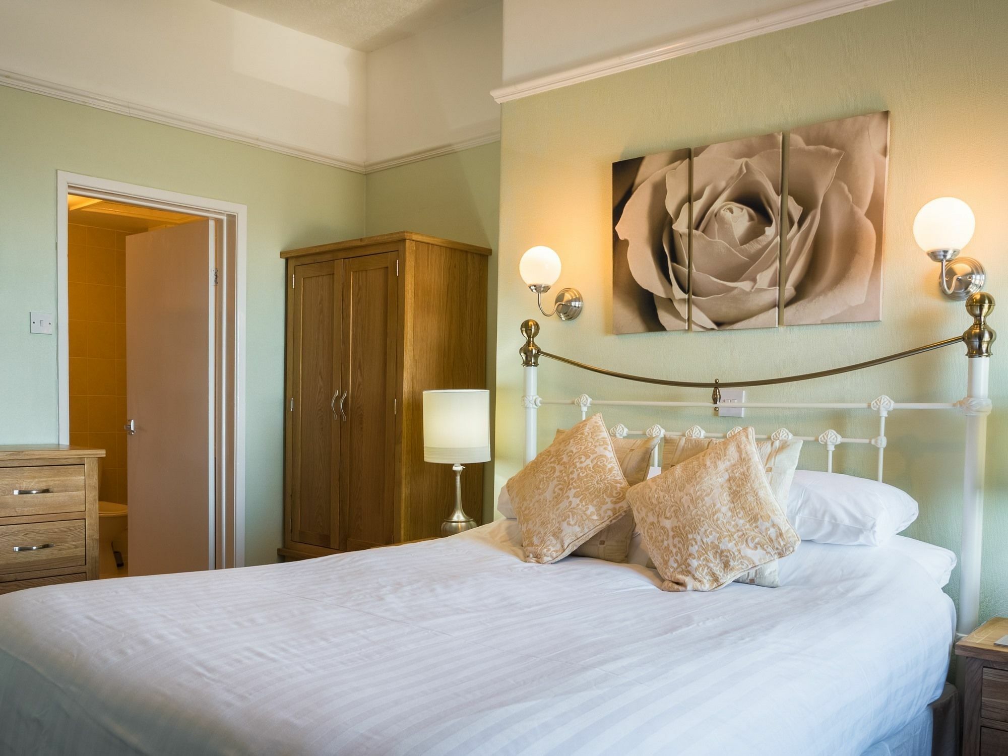 The Grafton 4* Llandudno