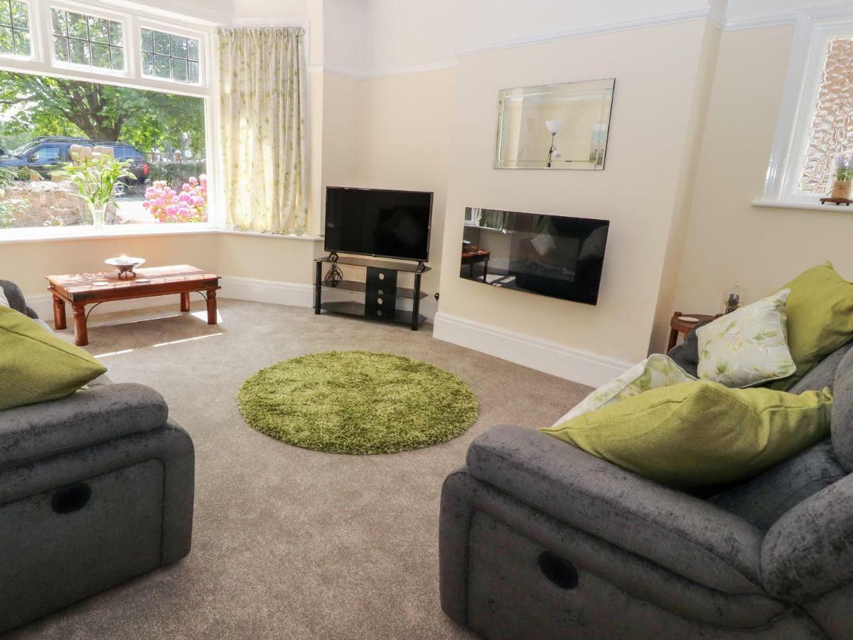 Park View Apartment