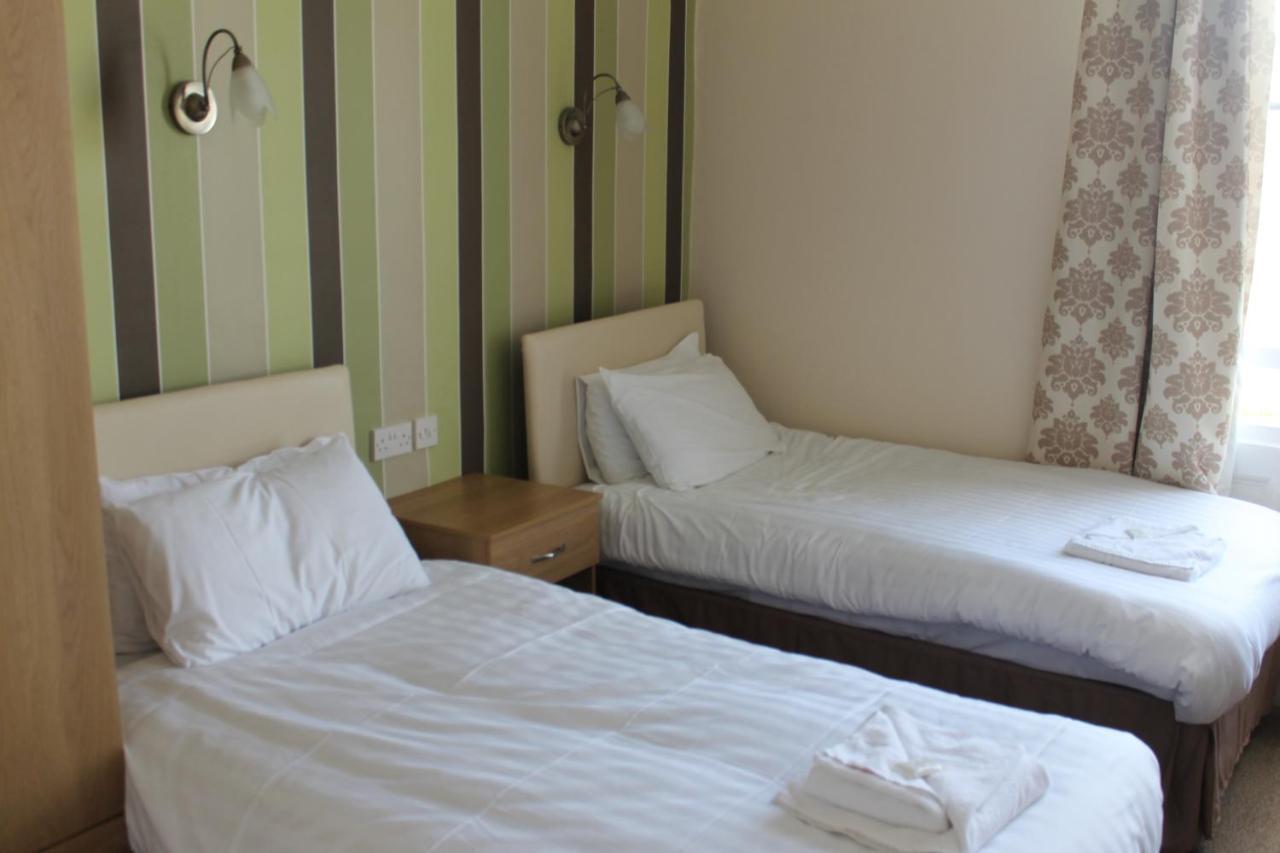 Baytree Hotel 3*