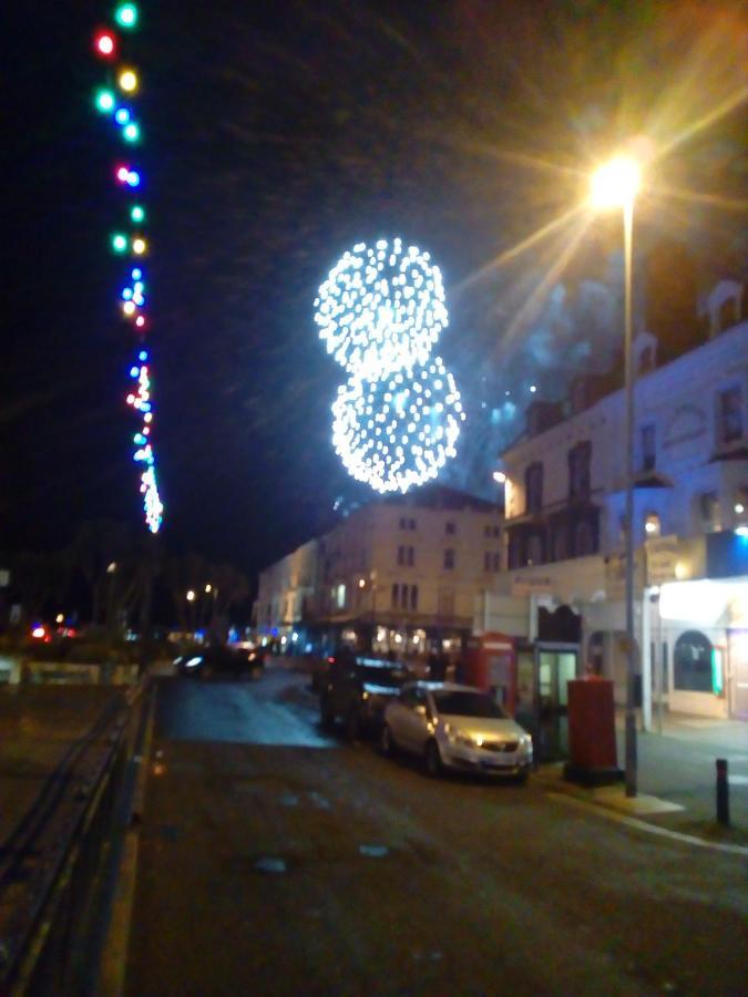 Beachfront 2nd Floor Llandudno