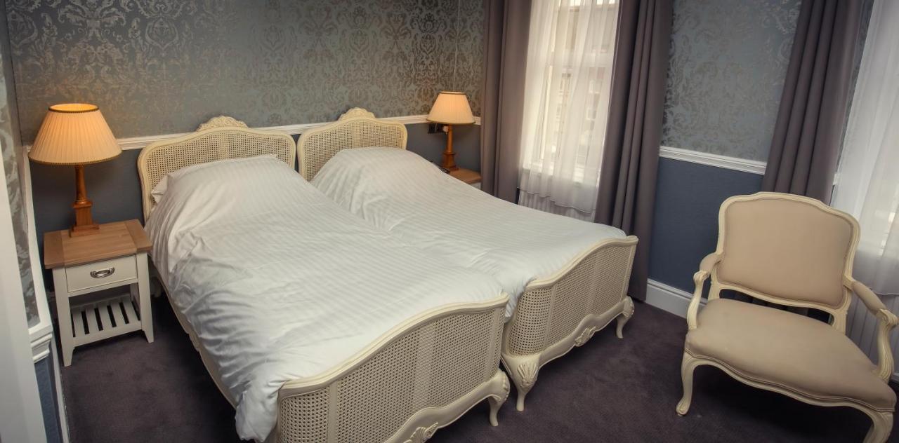Hotel Dunoon