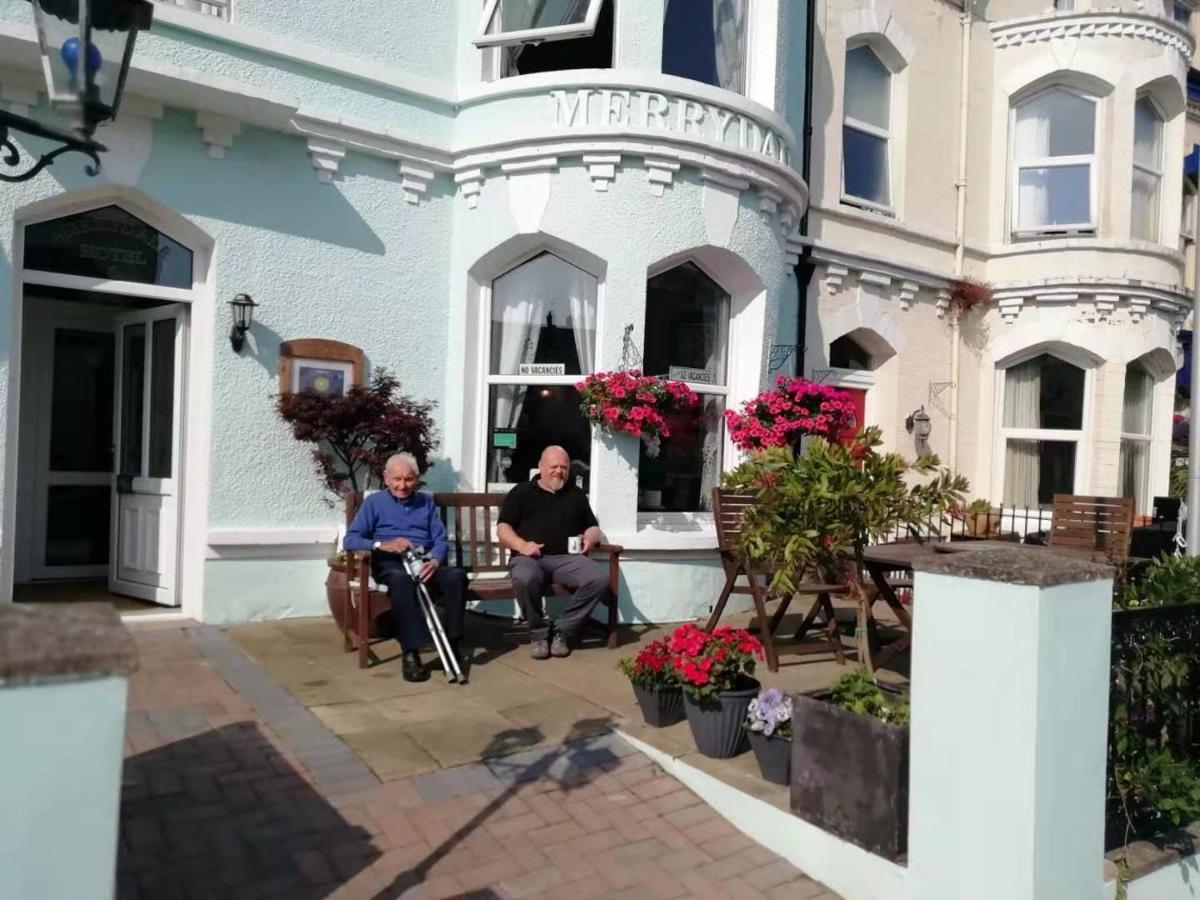 The Merrydale 3* Llandudno