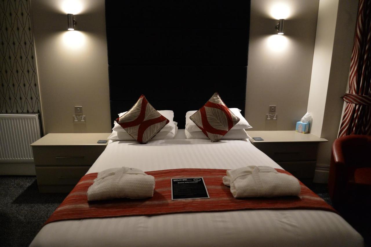 Lauriston & Lawton Court Hotel 4*