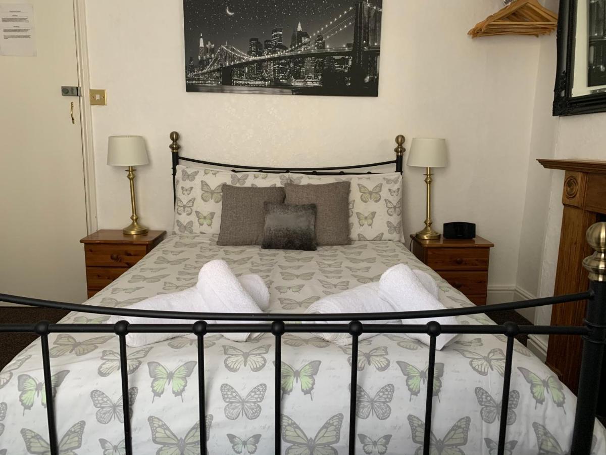Capri 4*
