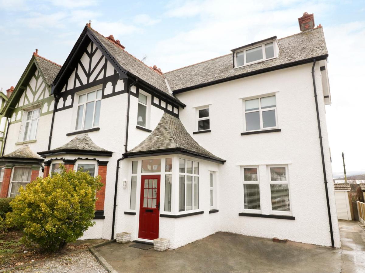 51 Trinity Avenue Llandudno