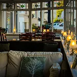 New Loretta Hotel